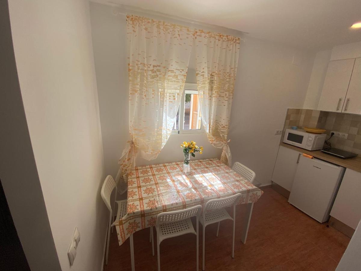 Habitaciones Con Bano Y Cocina Privada Valencia Exteriör bild