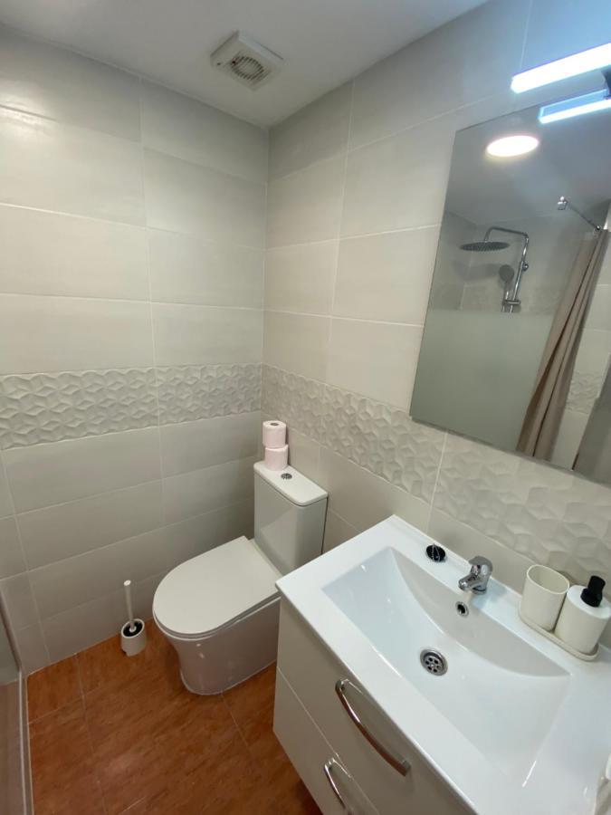 Habitaciones Con Bano Y Cocina Privada Valencia Exteriör bild
