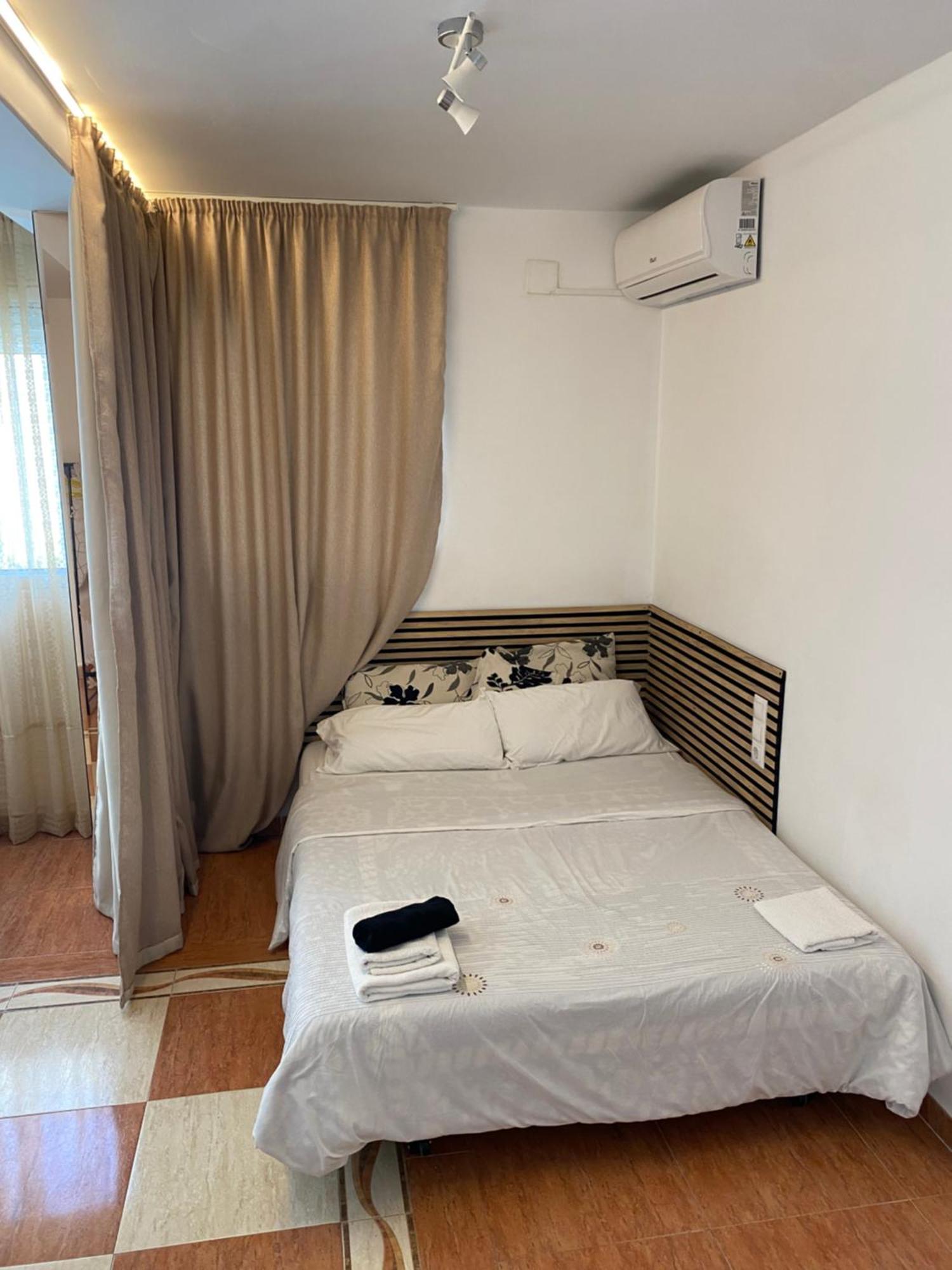 Habitaciones Con Bano Y Cocina Privada Valencia Exteriör bild