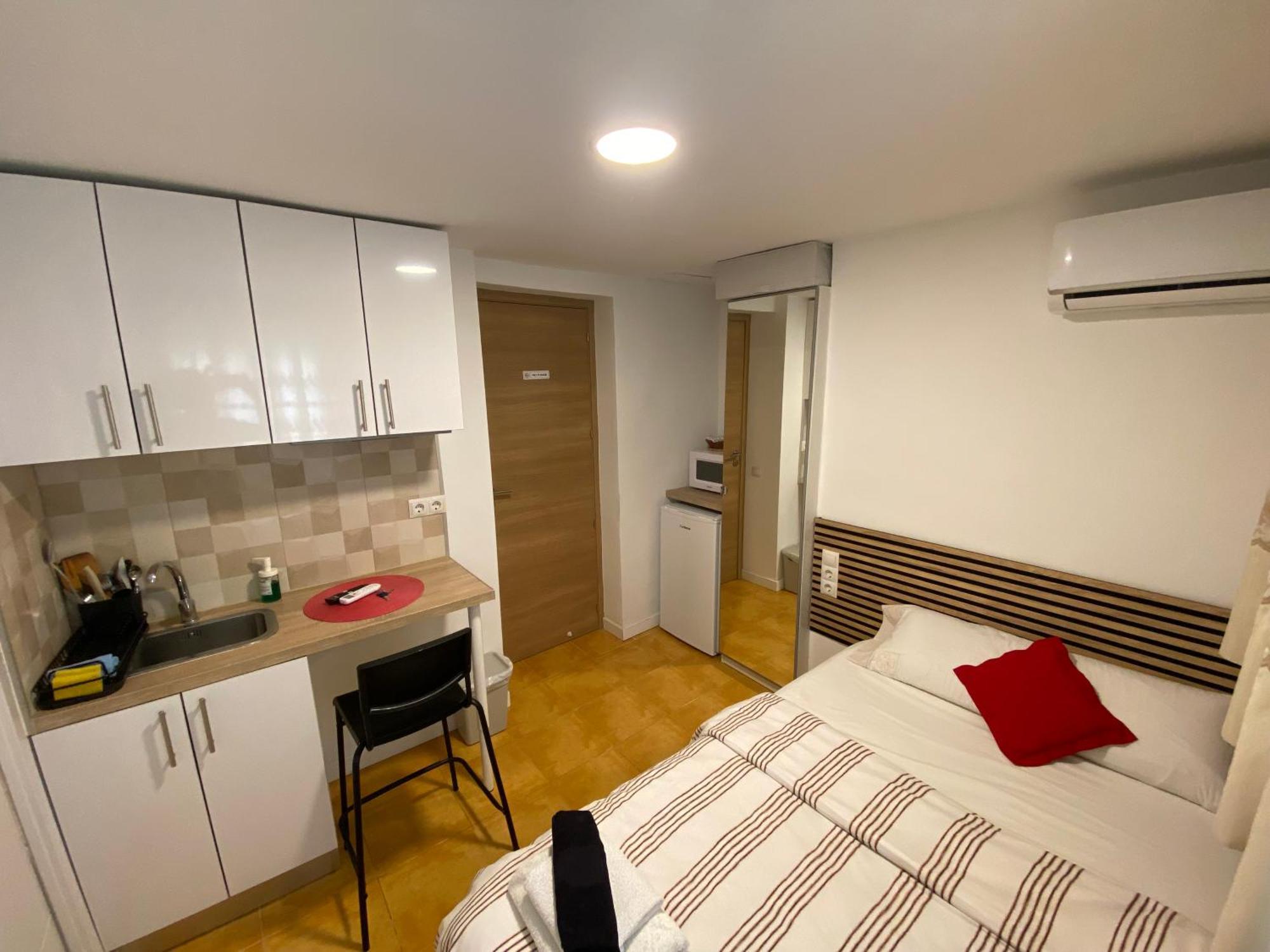 Habitaciones Con Bano Y Cocina Privada Valencia Exteriör bild