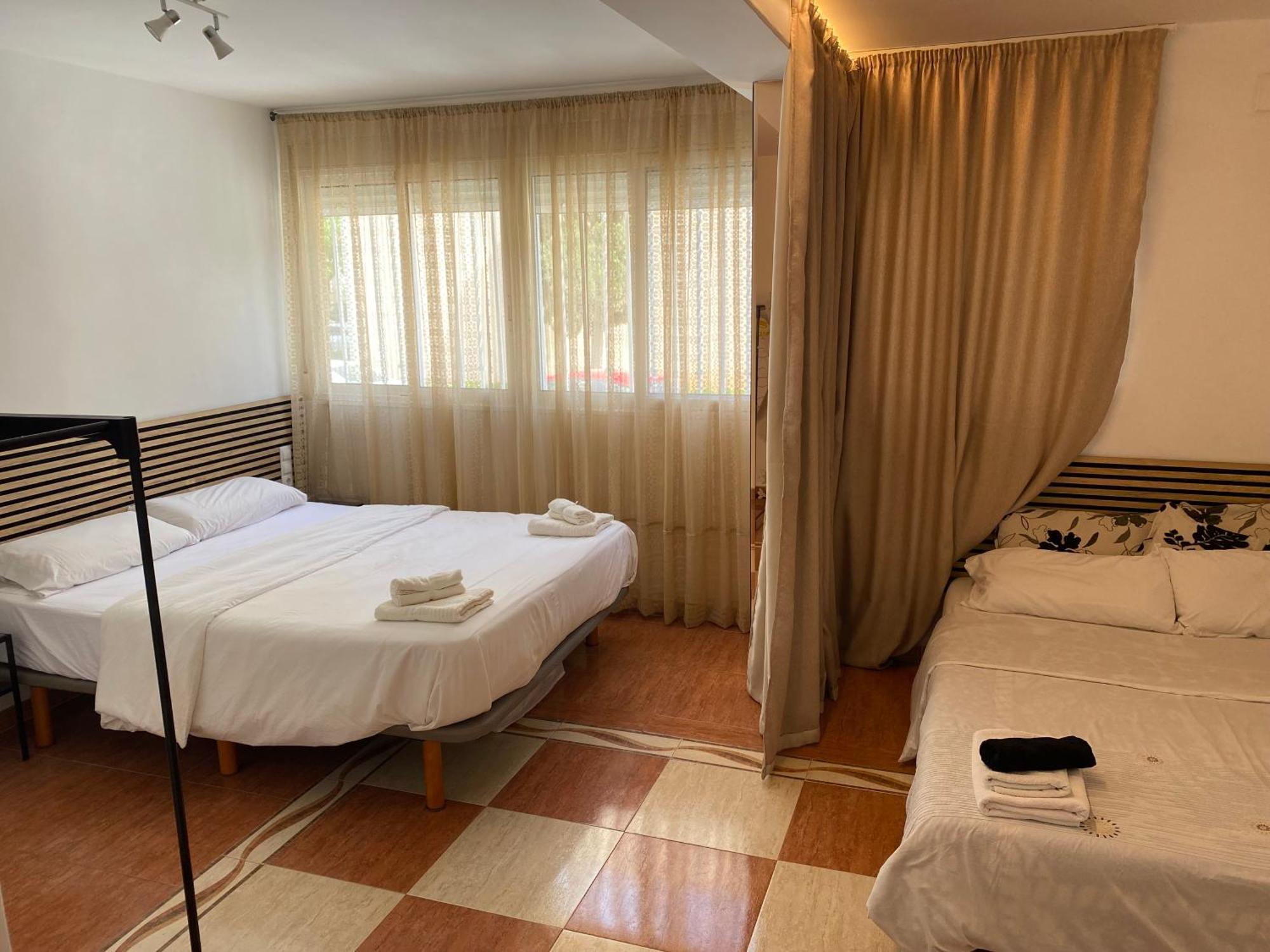 Habitaciones Con Bano Y Cocina Privada Valencia Exteriör bild