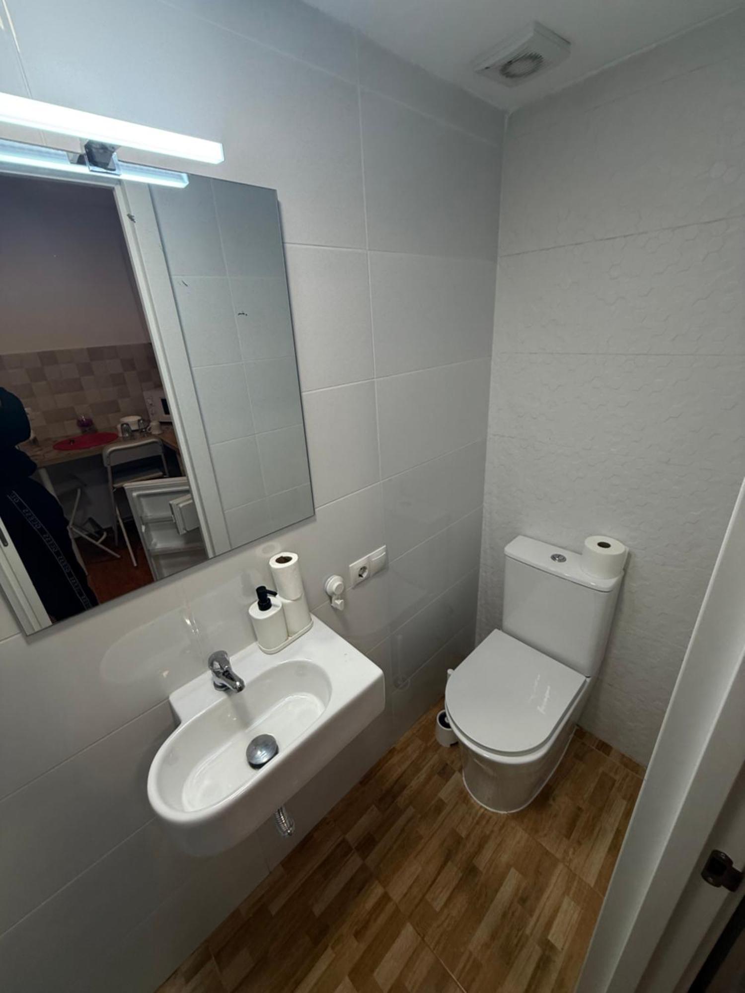Habitaciones Con Bano Y Cocina Privada Valencia Exteriör bild